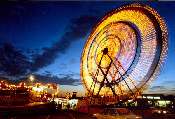 motion-blur-fairground-1-600x408